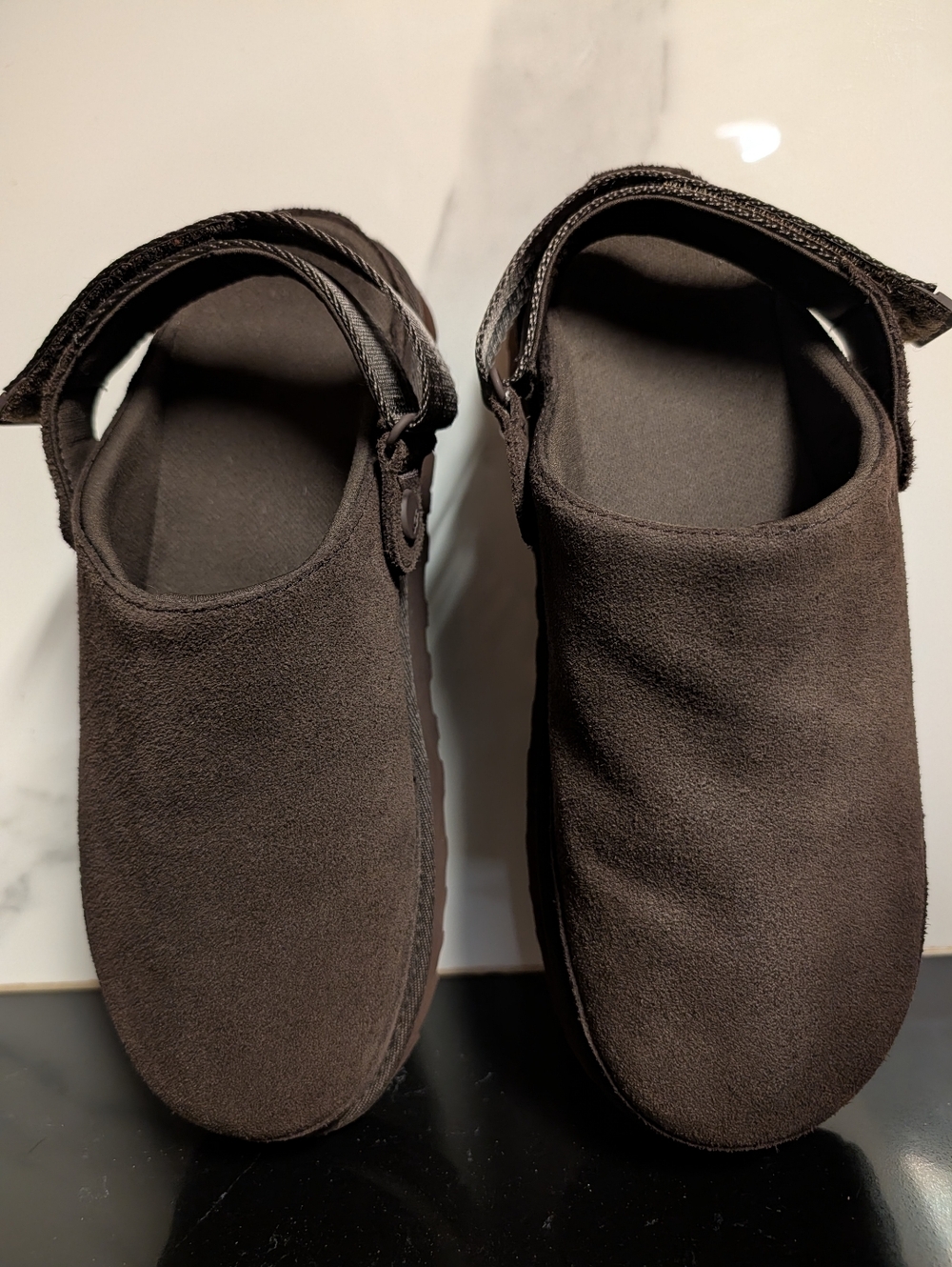 UGG® Goldenstar Clog - Dusted Cocoa Suede Slip-Ons Wmn's Size 10 Used Exc - Picture 8 of 12
